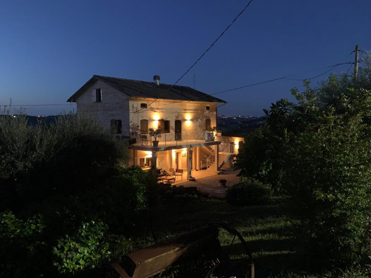 Gastronomic B&B Carlocarla Monte San Pietrangeli Екстер'єр фото